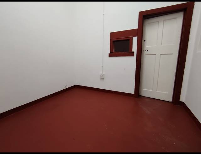 1,500M² WAREHOUSE TO LET IN DRIEHOEK